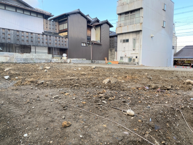 更地