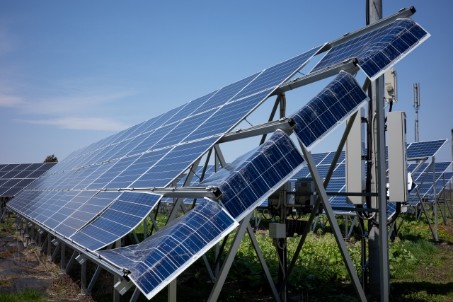 壊れた太陽光発電